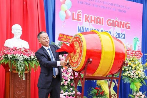 Lâm Đồng: Lãnh đạo tỉnh dự lễ khai giảng tại các trường dân tộc nội trú