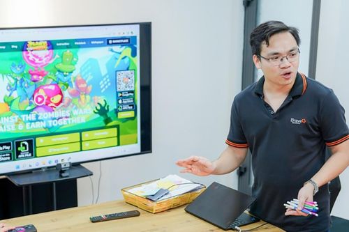 Cựu sinh viên Đại học Bách Khoa Hà Nội: Từng 'gặm' mì tôm qua ngày, ước mơ nâng tầm game Việt