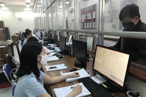 Chờ lực đẩy thủ tục hành chính