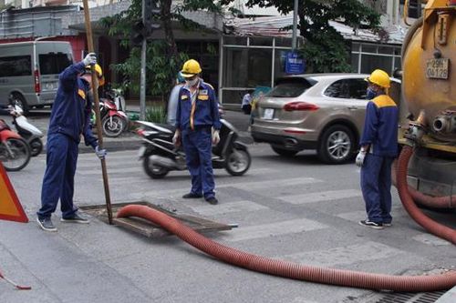 Hà Nội: Gỡ những 'nút thắt' trong quản lý thoát nước, xử lý nước thải