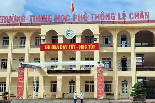 Hải Phòng: Trả tiền vận động phụ huynh lớp 10 để xây trạm biến áp
