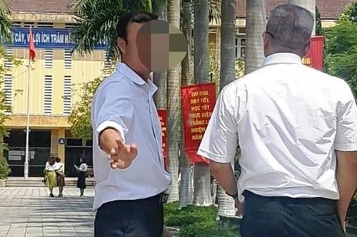 Nam giáo viên lên mạng xã hội 'xin' lãnh đạo Sở Giáo dục cho mở tiệc đầu năm học