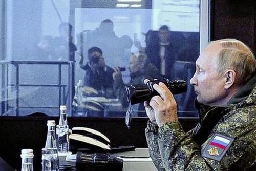 Tổng thống Nga Putin thị sát cuộc tập trận Vostok 2022