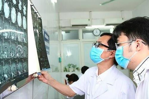 Nam sinh xuất huyết não ở tuổi 16, dấu hiệu cảnh báo bệnh lý nguy hiểm