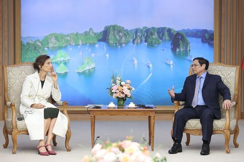Thủ tướng Phạm Minh Chính tiếp Tổng giám đốc UNESCO