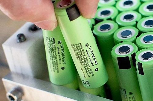 Pin lithium-ion làm từ vỏ cua