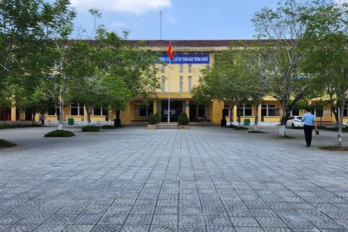 Thầy giáo ở Huế 'xin' Sở GD-ĐT cho mở tiệc đầu năm học
