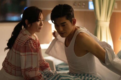 Cảnh kéo nội y nữ giới bị chỉ trích trong phim Trung Quốc