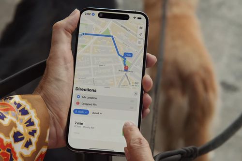 Apple đưa người dùng đi rất xa trong sự kiện Far Out