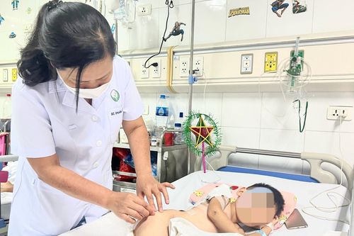 Kết hợp đa chuyên khoa phẫu thuật cho các em nhỏ bị tai nạn giao thông
