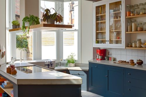 Tiện lợi đủ đường bếp thiết kế hình chữ U