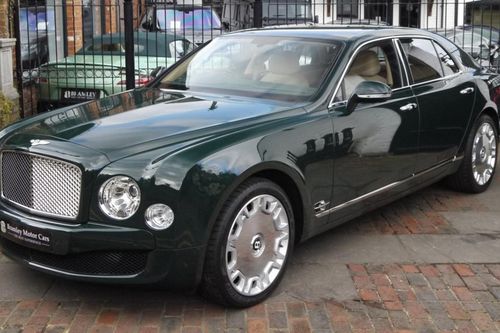 Nhìn lại chiếc Bentley Mulsanne của Nữ hoàng Anh
