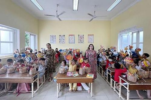Học tiếng Việt để gìn giữ truyền thống dân tộc