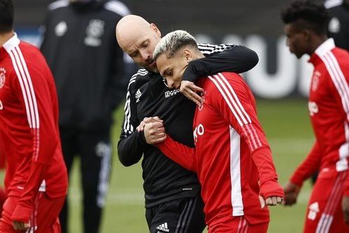 Chuyển nhượng cầu thủ Ngoại hạng Anh ngày 9/9: Liverpool liên hệ Jude Bellingham; MU muốn mua Jurrien Timber; Chelsea trấn an Aubameyang