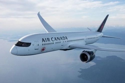 Canada: Quy định mới về bảo vệ hành khách đi máy bay gây nhiều tranh cãi