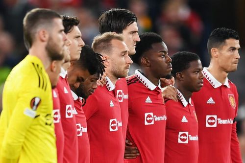 MU hủy họp báo sau trận thua Real Sociedad