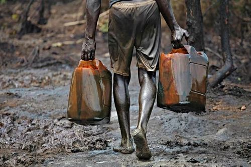 Nigeria thất thoát 10 tỷ USD trong 7 tháng đầu năm do nạn trộm cắp dầu thô