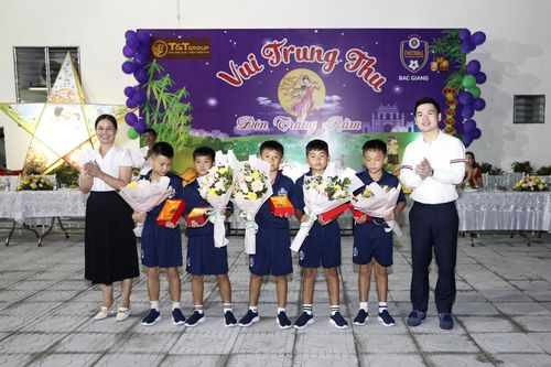 Chủ tịch CLB Hà Nội mong tìm thêm được Văn Hậu, Quang Hải