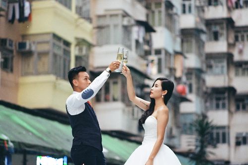 Không biết mặt cô dâu, chú rể vẫn phải mừng cưới 500.000 đồng