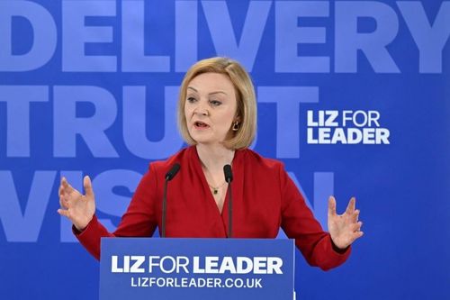 Giới xuất bản Anh kêu gọi bà Liz Truss bỏ thuế VAT cho sách nói