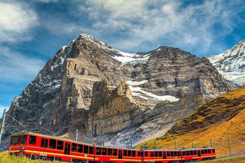 Đỉnh Jungfrau - 'nóc nhà Châu Âu' có gì đặc biệt mà trở thành niềm tự hào của người Thụy Sĩ?