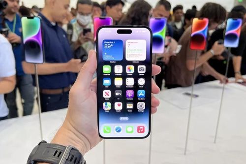 Pin 3 mẫu iPhone 14 'trâu' hơn iPhone 13, giá tăng tinh vi