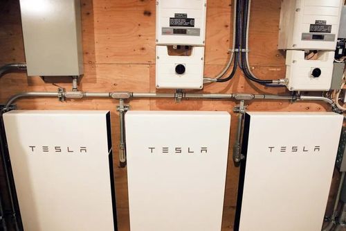 Tesla lặng lẽ xây dựng nhà máy điện ảo ở Nhật Bản