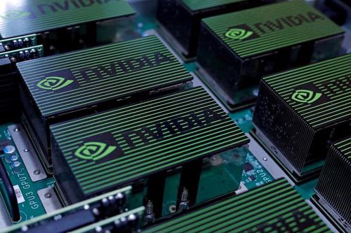 Cuộc đua công nghệ chip giữa Mỹ và Trung Quốc ngày càng nóng