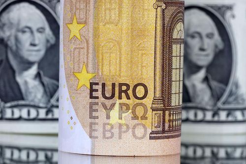 Đồng Euro tăng giá mạnh vì tín hiệu cứng rắn từ ECB