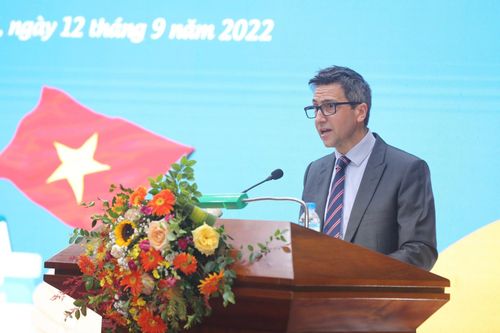 Chuyên gia WHO: Dịch COVID-19 chưa thể kiểm soát được hoàn toàn trước năm 2023