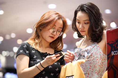 Sống tiêu cực, ì ạch đi sau vài tháng tiết kiệm