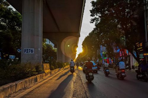 Vùng núi Bắc Bộ mưa to, Hà Nội nắng ráo