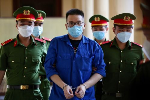 Hacker Nhâm Hoàng Khang hầu tòa
