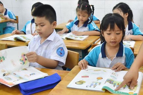 TP Hồ Chí Minh: Sẽ cung ứng đủ sách giáo khoa cho học sinh trước 16/9