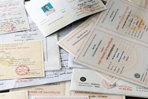 Lừa bán 'suất chữa HIV ở Úc', chiếm đoạt 3,6 tỷ đồng