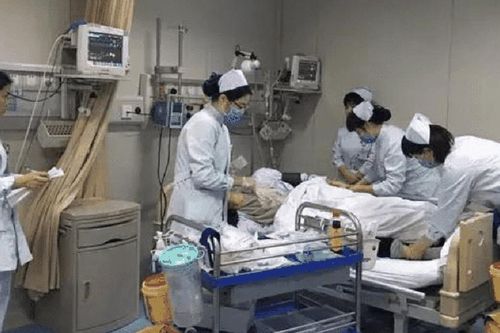 Cô gái trẻ nhận cái kết đáng sợ sau 2 năm ăn chay trường