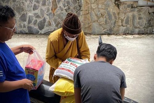 Sư giả – sư thật