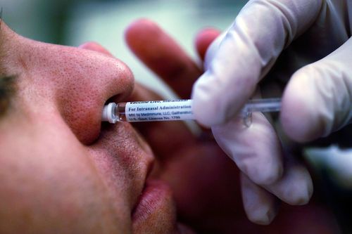 Những điều cần biết về vaccine Covid-19 tiêm qua mũi