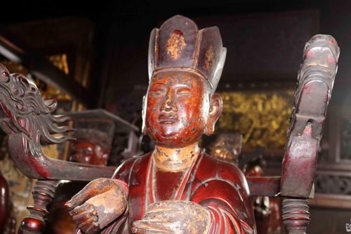 Ngôi đền lưu giữ nhiều tượng Phật cổ bậc nhất Nghệ An