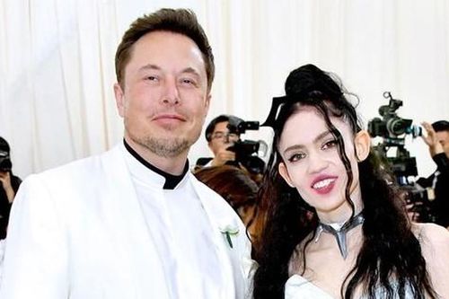 Bạn gái cũ của Elon Musk bị thẩm vấn