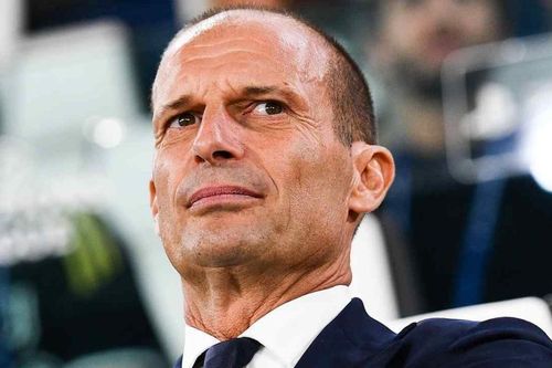Juventus khủng hoảng