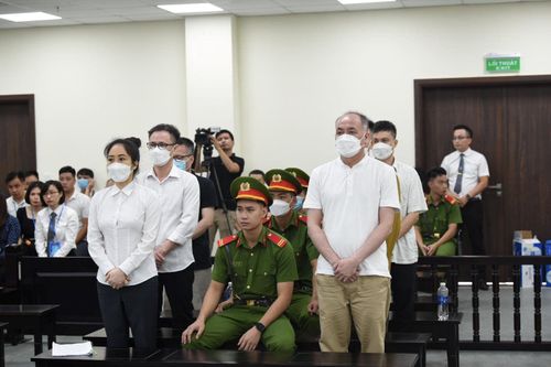 Vụ 'chạy án' 60 tỷ đồng: Cựu cán bộ Công an lĩnh án 9 năm tù