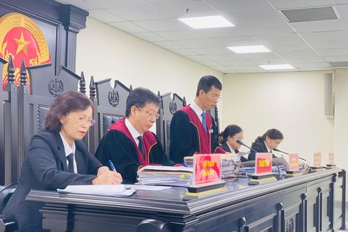 Cựu Giám đốc Bệnh viện TP Thủ Đức 'đòi' lại hơn 1 triệu USD 'chạy án'
