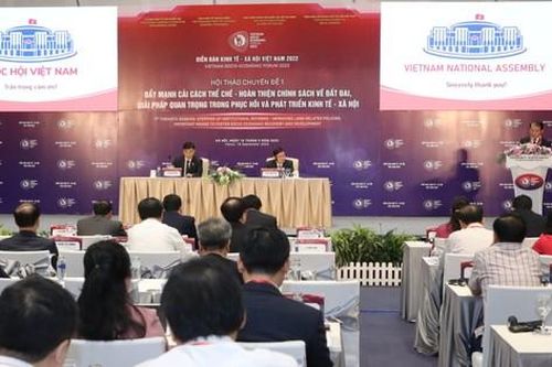 Cần xác lập cơ chế cho phép thế chấp bằng quyền sử dụng đất để vay vốn nước ngoài