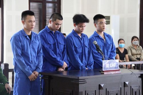Rủ bạn đi đánh người, cả nhóm cùng vào tù