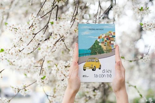 Nhã Nam tổ chức ra mắt cuốn sách 'Đi khi ta còn trẻ' và giao lưu với tác giả