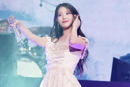 IU cảm thấy 'như địa ngục' khi mắc bệnh suốt một năm
