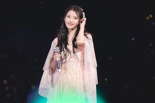 IU tuyên bố ngừng hát 'Palette' và 'Good Day'