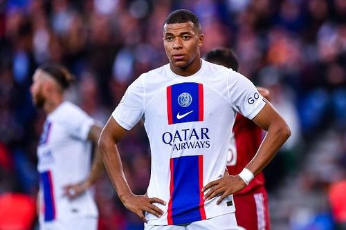 Real Madrid đổi thái độ với Mbappe