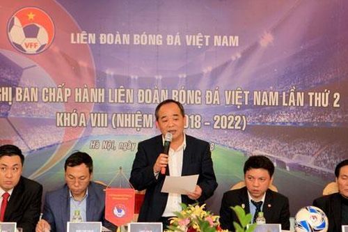Toàn bộ lãnh đạo đương nhiệm VFF ra tranh cử đại hội 9